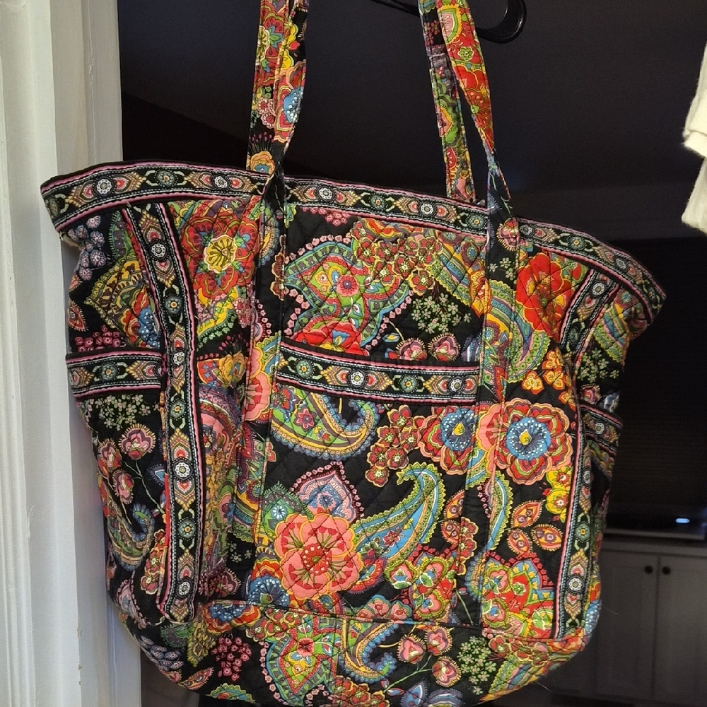 Vera Bradley Get Carried Away XL Tote